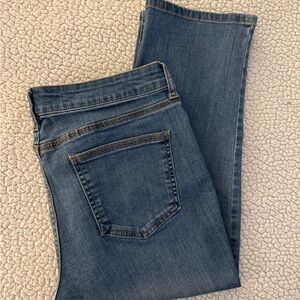 St. John's Bay Women's Blue Cropped Jeans